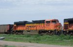 BNSF 9048